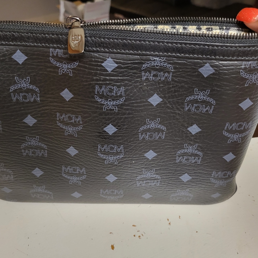 Pouch